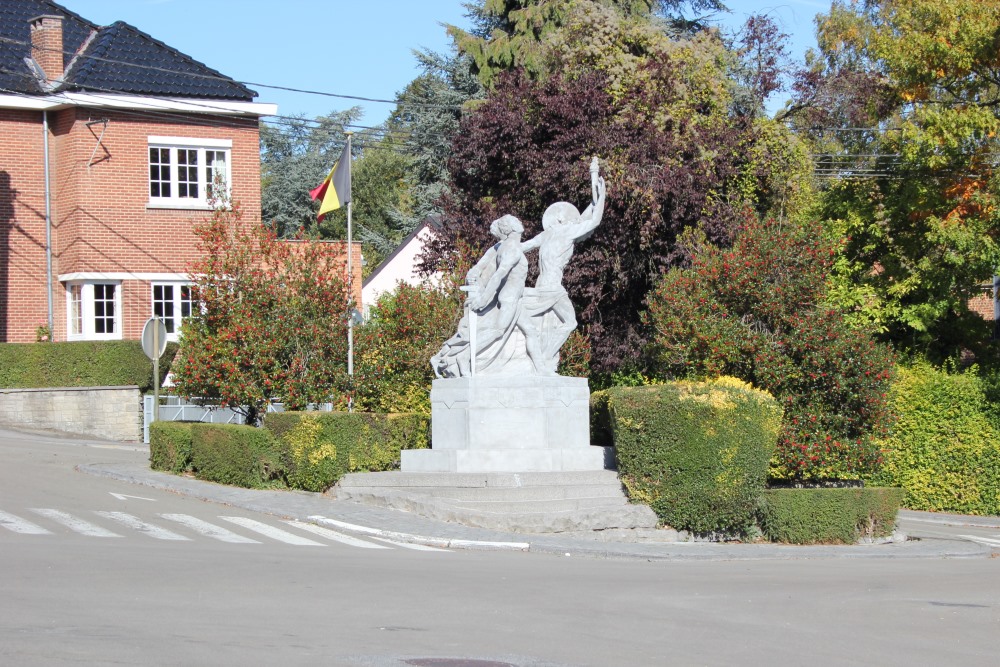 Oorlogsmonument Ecaussinnes dEnghien #1