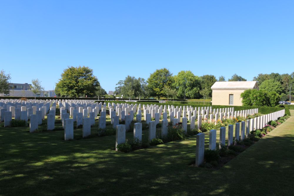 Commonwealth War Cemetery Bayeux #2