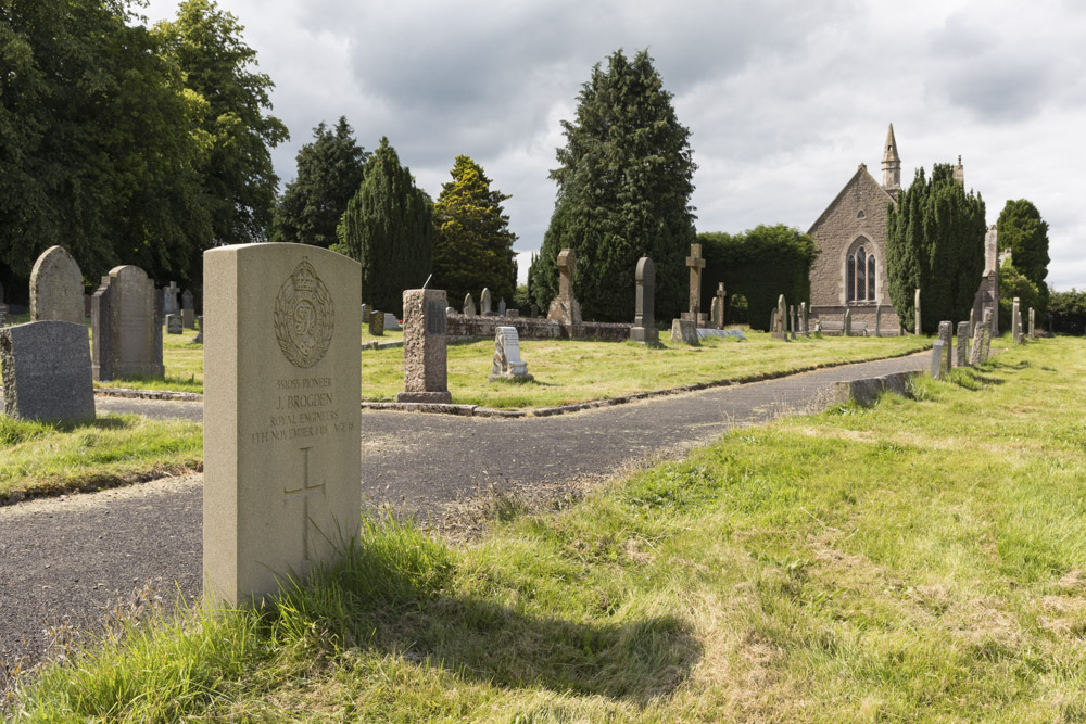 Commonwealth War Graves Kirkby Stephen Cemetery #1
