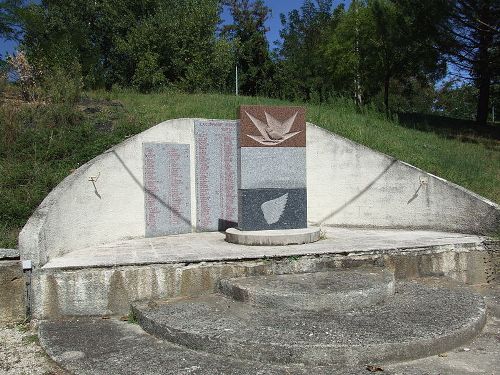War Memorial Molires-sur-Cze #1
