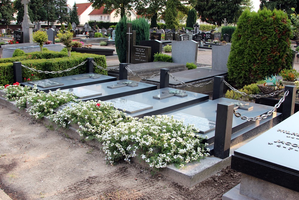 Dutch War Graves R.C. Cemetery St. Lucia #2