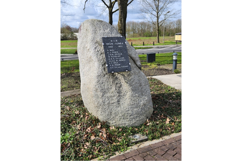 Memorials Regiment Infantry Oranje Gelderland #3