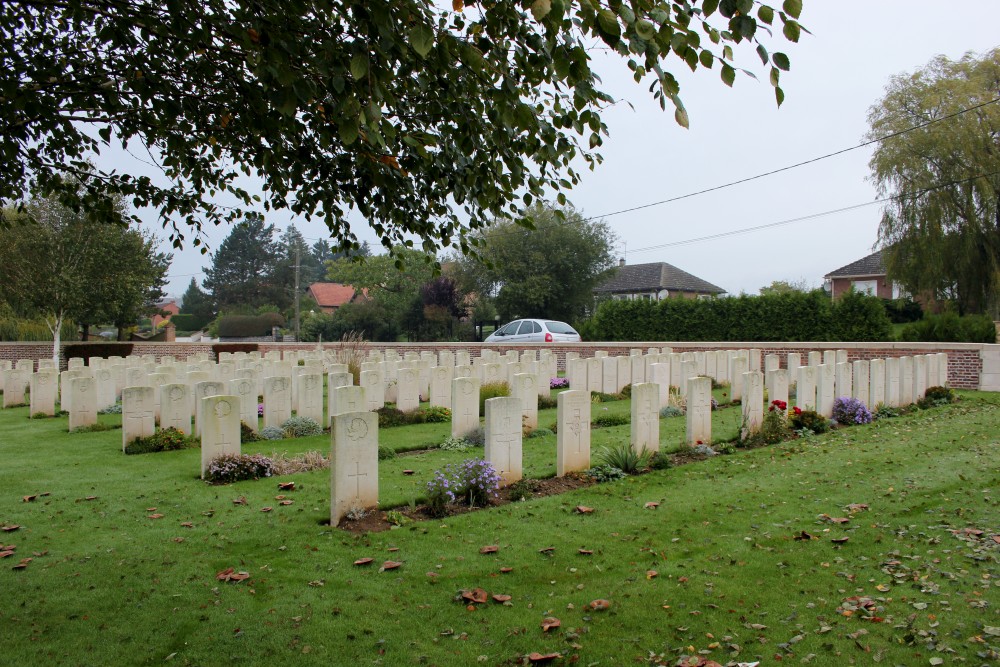 Commonwealth War Cemetery Bois-Carre #3