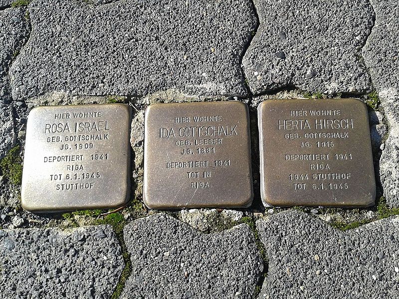 Stolpersteine Alte Dorfstraße 13