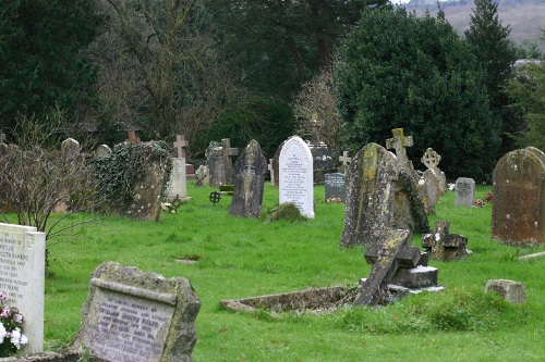 Commonwealth War Graves St Andrew Churchyard #1