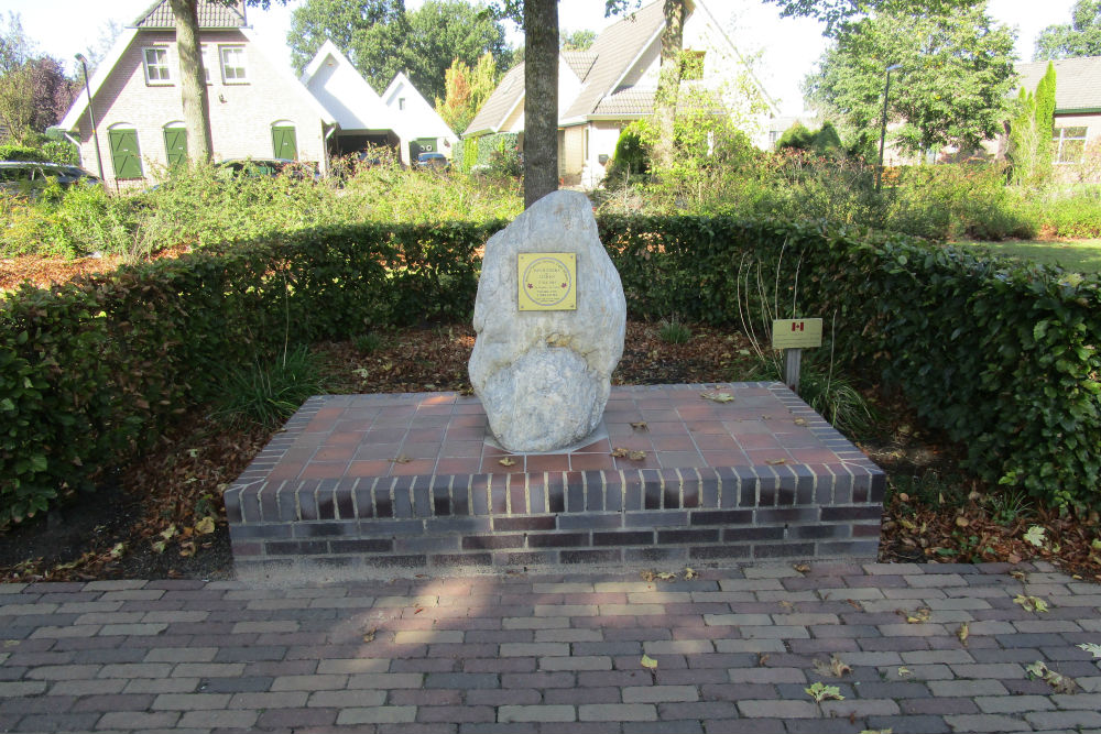 Liberation Memorial Lieren #1