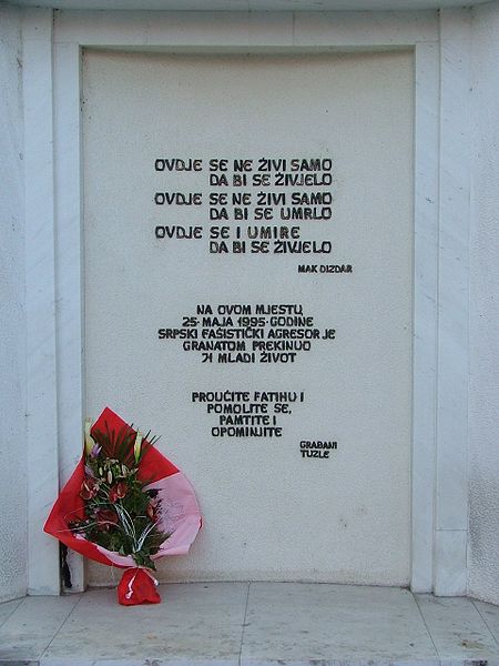 Monument Slachtoffers 25 Mei 1995