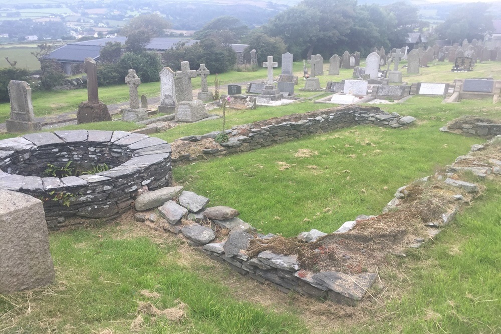 Oorlogsgraven van het Gemenebest St. Maughold Churchyard