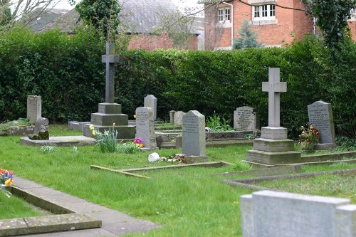 Commonwealth War Grave St. Andrew Churchyard