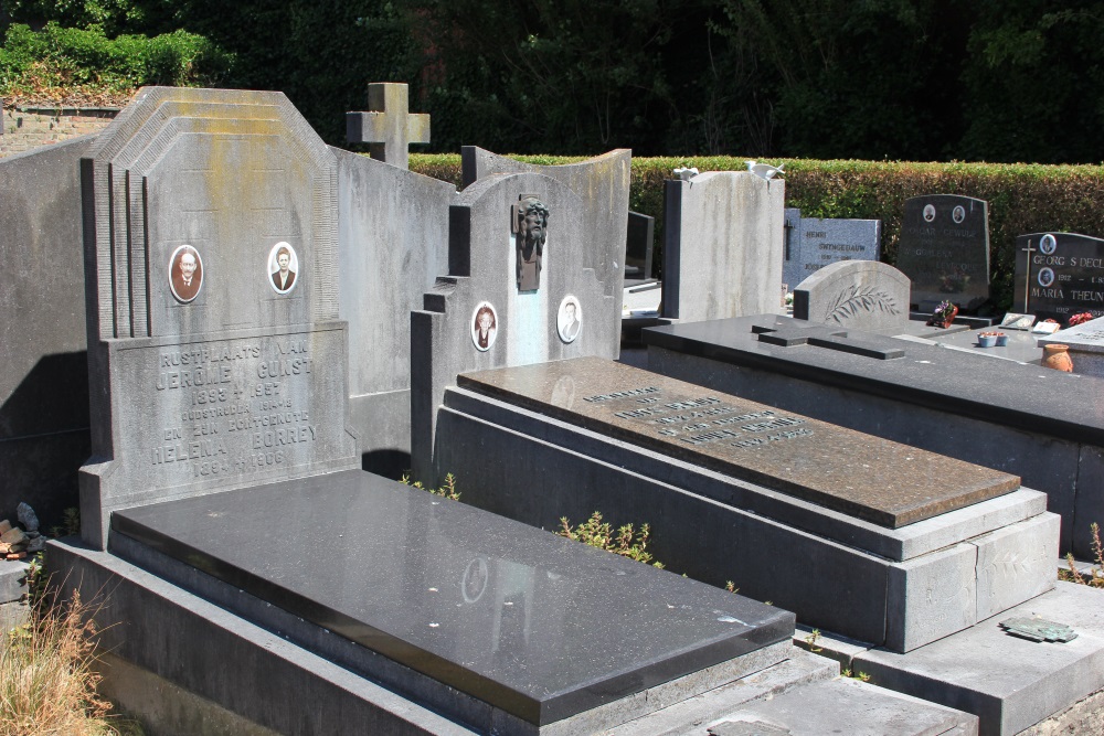 Belgian Graves Veterans Lombardsijde #2