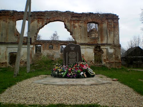 Holocaust Monument Vysokaje