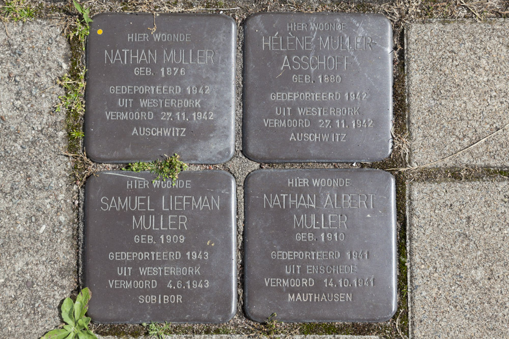 Stolpersteine Spoorstraat 1