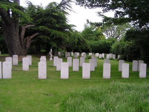 Oorlogsgraven van het Gemenebest St Germain Churchyard