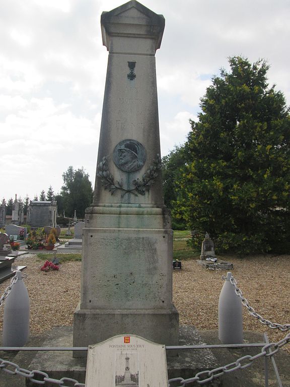 War Memorial Fontaine-sous-Jouy #1
