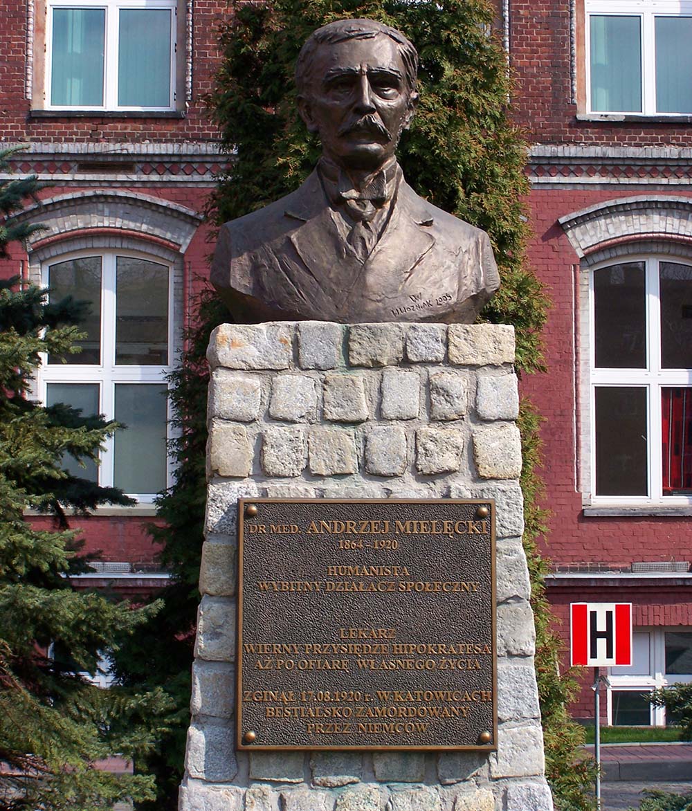 Monument Andrzej Mielecki #1