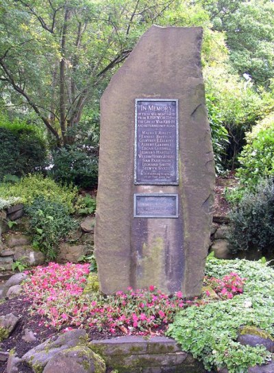 Oorlogsmonument Rishworth #1