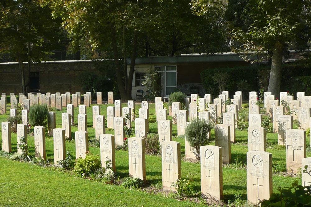 Commonwealth War Cemetery Tehran #1