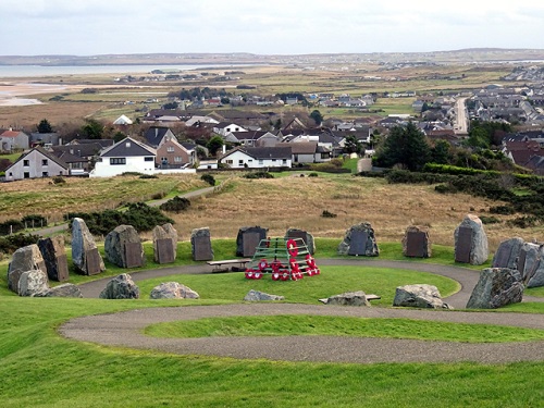 Memorials Killed Residents Lewis