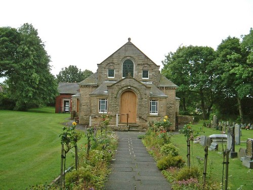 Commonwealth War Grave Ainsworth Methodist Churchyard