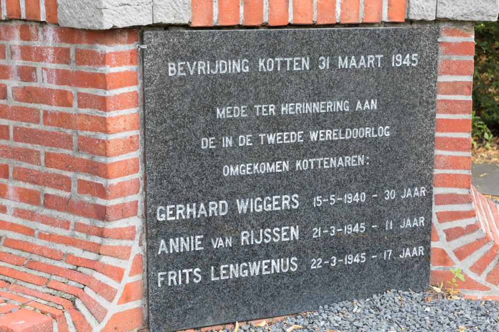 Oorlogsmonument Kotten #2