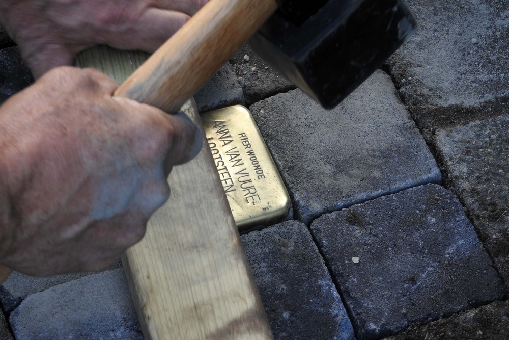 Stolperstein Lage Naarderweg 7 #3