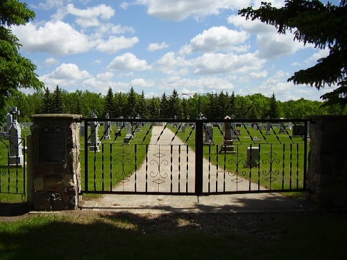 Commonwealth War Grave St. Andrew's Cemetery