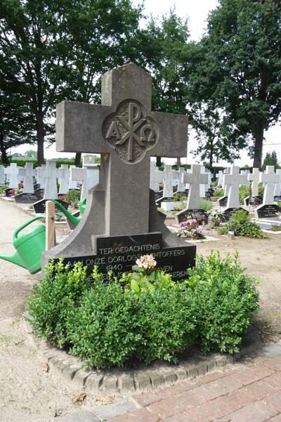 Dutch War Graves Churchyard Helvoirt #2