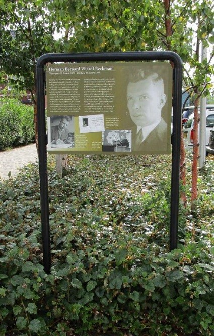 Information Panel Resistance Fighter Herman Bernard Wiardi Beckman #2