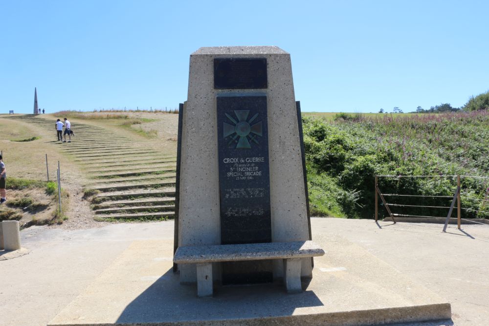 Monument 5th Engineer Special Brigade Omaha Beach #4