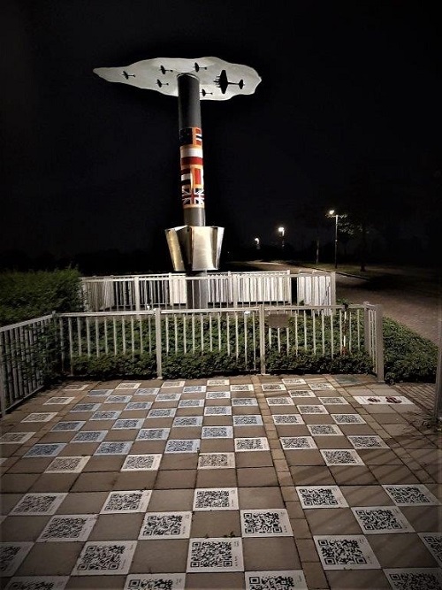 Monument Gesneuvelde Bemanningen Hoeksche Waard #2