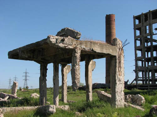 Ruine Fabriek Kerch #2