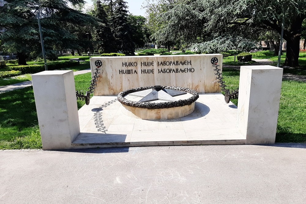 Begraafplaats Bevrijders Belgrado #4