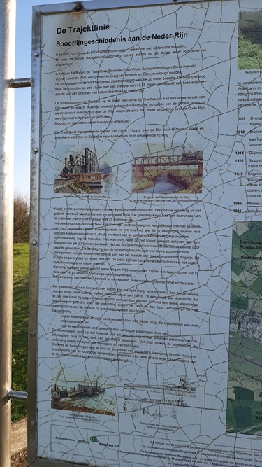 Informatiepaneel Spoorpont over de Rijn #2