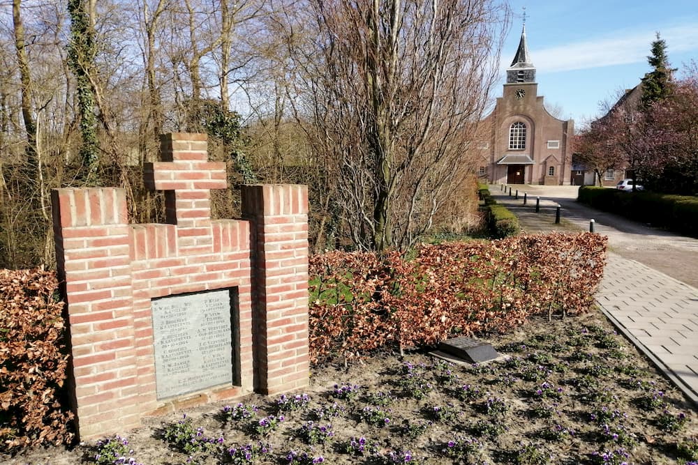 Oorlogsmonument Achthuizen #2