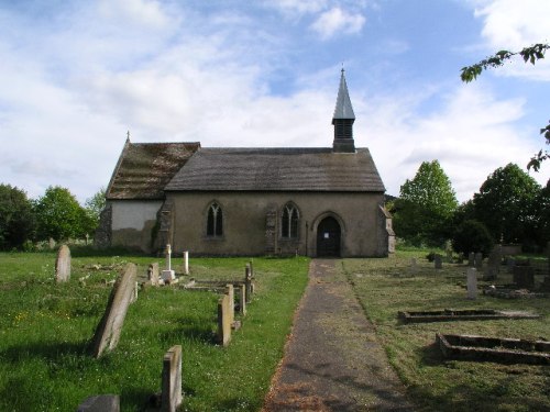 Commonwealth War Graves St. Mary the Less Churchyard