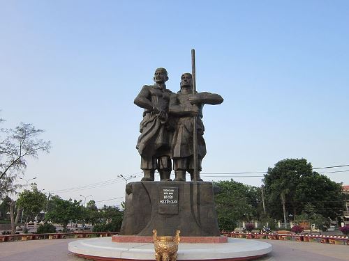 Monument Vietnam-oorlog Vung Liem #1