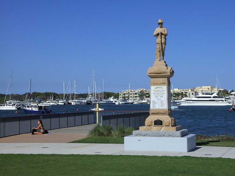 Oorlogsmonument Southport #1