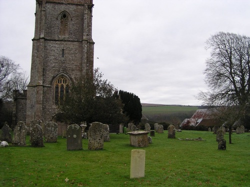 Commonwealth War Grave St. Nicholas Churchyard