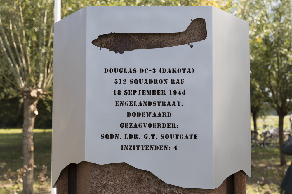 Air War Memorial Neder-Betuwe 1940-1945 #3