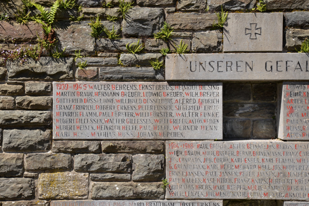 Oorlogsmonument Monschau #5