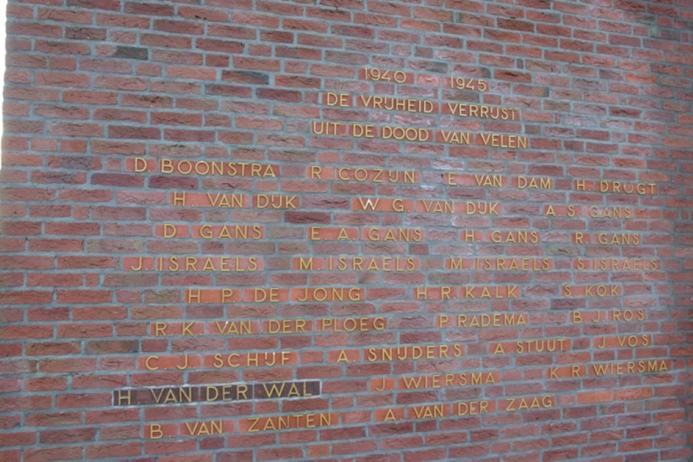 War Memorial Grijpskerk #2