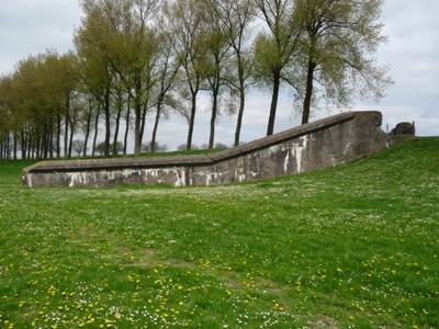 German Tank Barrier Lage Zwaluwe #3