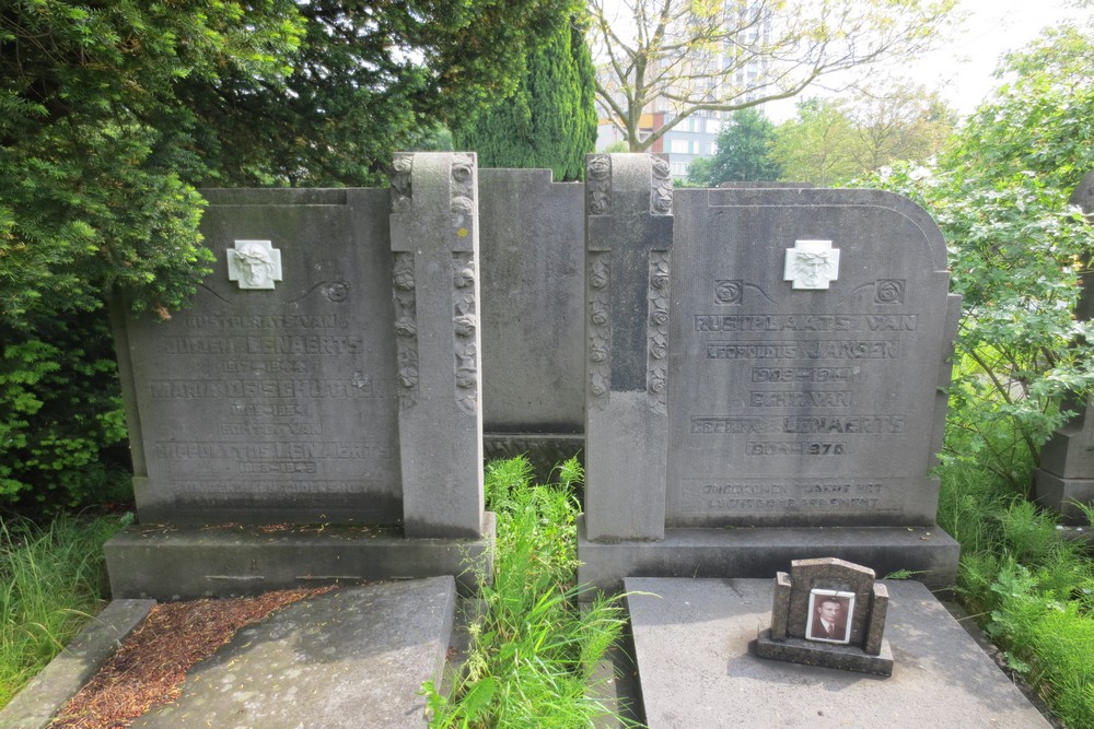 Belgian War Graves Deurne #5