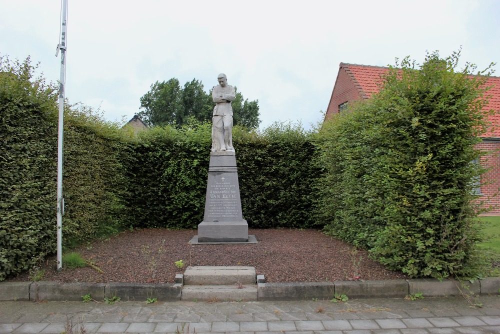 Monument Armand Victor van Eecke #1