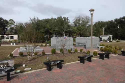 Monument Veteranen Perry #1