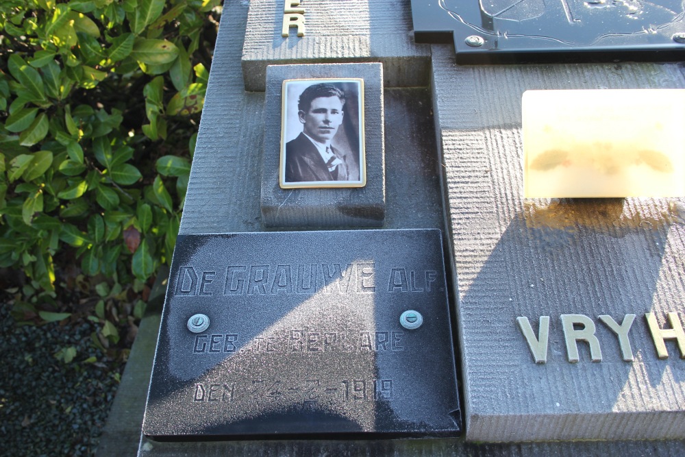 Belgische Oorlogsgraven Berlare #3