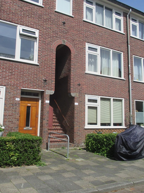 Stumbling Stone Meindert Hobbemastraat 21A #3