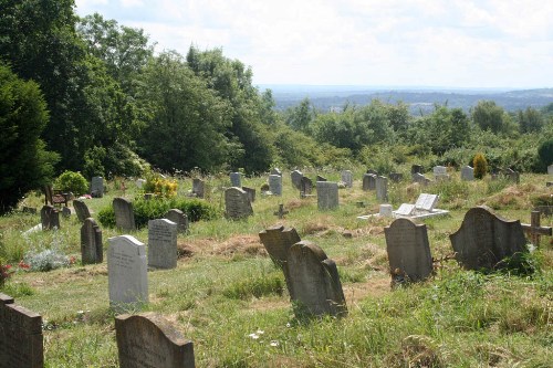 Oorlogsgraven van het Gemenebest Tatsfield Churchyard