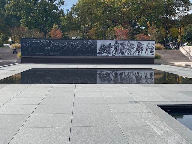 Memorial WW1 Sculpture and Peace Fountain