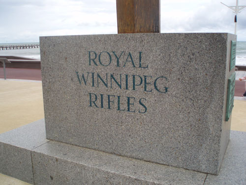 Monument Royal Winnipeg Rifles #3